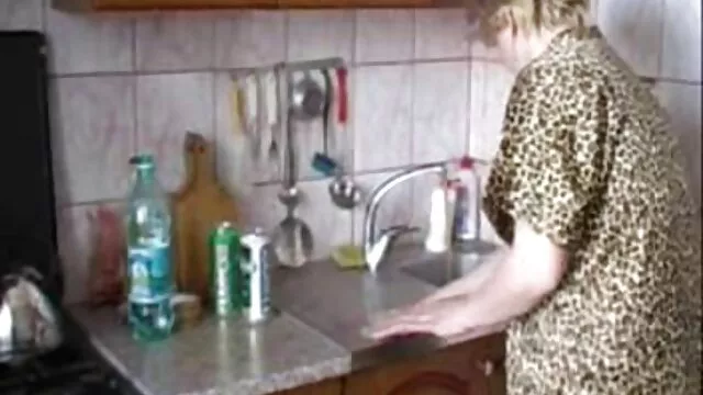 رینا دانلود گیف سکسی تلگرام الیس آسیایی پس از یک رابطه جنسی پرشور ، غرق در تقدیر شد