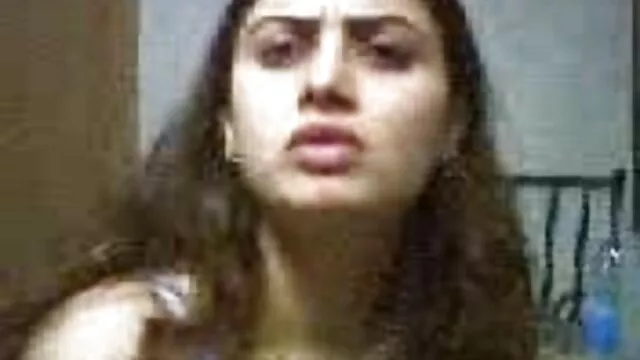 آنجلا وایت جوانان بزرگ و گربه خود را از دست کانال فیلم سوپر در سروش داد-
