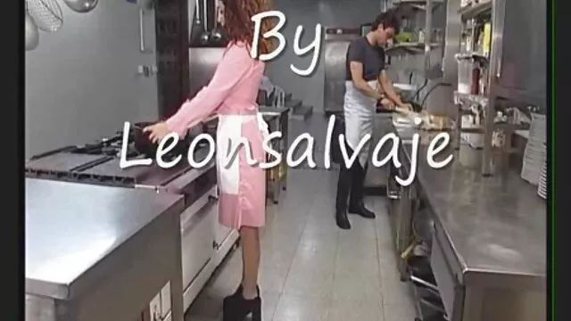 نوجوانان زرق و برق کانال تلگرام شهوتسرا دار رابطه جنسی پرشوری دارند