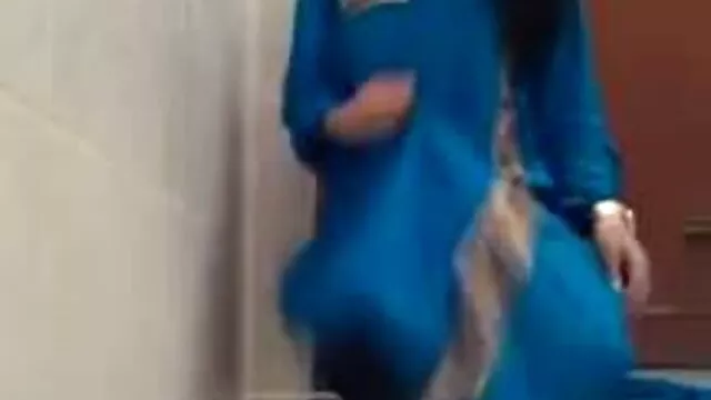 بلوند گرم و سکسی با کفش پاشنه بلند دیوانه می شود کانال sexiتلگرام