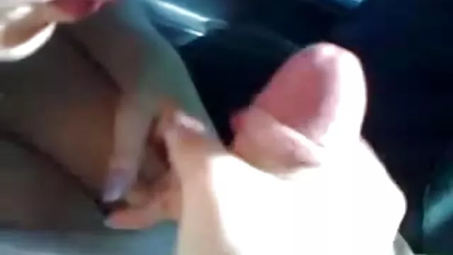 شلخته آسیایی شاخ سورین کترر روی دیک بزرگ ادرس کانال تلگرام سکسی سیاه می پرد